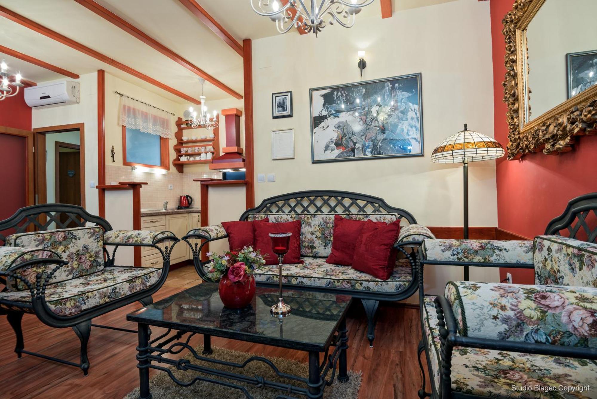 ספליט Emperor'S Suites מראה חיצוני תמונה