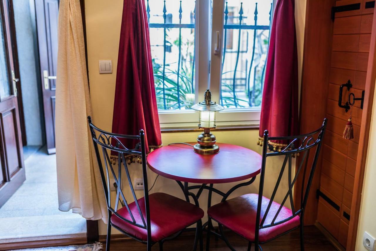 ספליט Emperor'S Suites מראה חיצוני תמונה